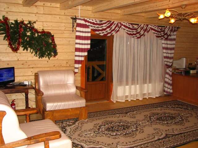 Отель Ha Стежке Довбуша Яремче-15