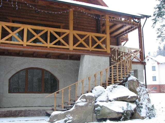 Отель Ha Стежке Довбуша Яремче-11